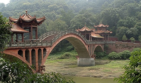 5. 1400 лет назад в Китае появились первые бумажные деньги.