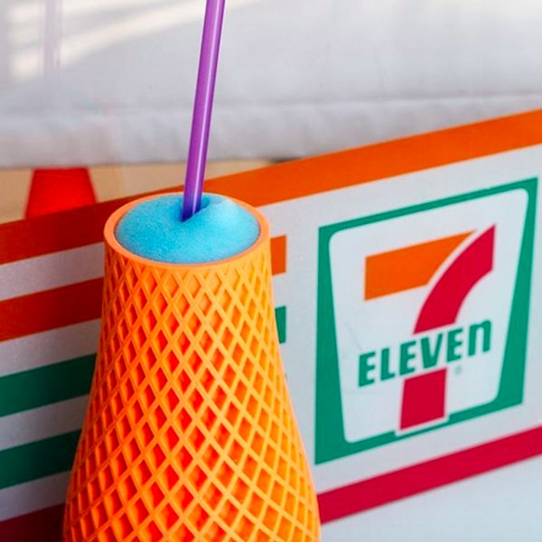 16. 3-D кружка: