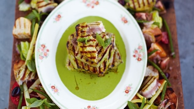 10. Izgara Ton Balıklı Nisuaz Salatası