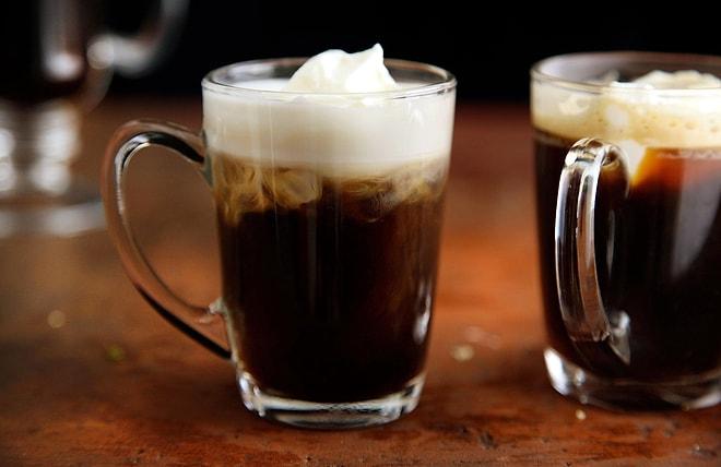 Kahvesini Sütlü İçmekten Sıkılanların Gözlerinden Kalpler Çıkaracak 13 Kahve Çeşidi