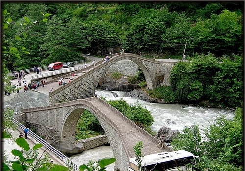 Mavi ile Yeşilin Buluştuğu Karadeniz'in İncisi Artvin'in Arhavi İlçesine Gelmek İçin 17 Sebep