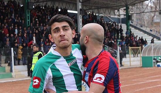 Rakibini Göğsünden Isırınca Saha Karıştı