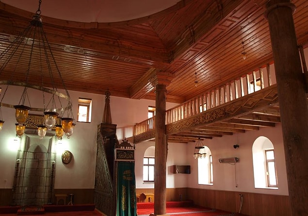 10. Tarihi Camileri.
