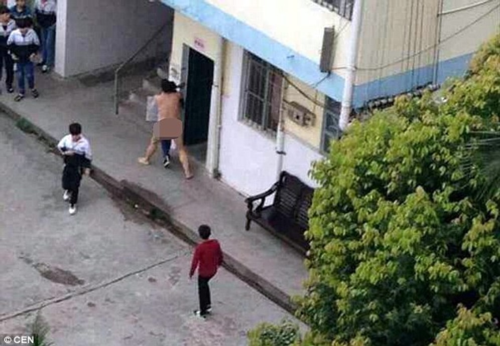 Okulun Ortasında Çırılçıplak Soyunup Öğrenciye Tecavüze Yeltenen Öğretmen