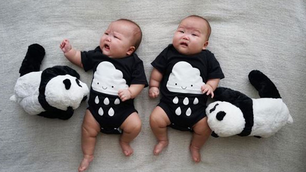 Хорошенькие близняшки из Сингапура стали хитом в Инстаграме