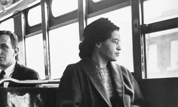 Rosa Parks aynı zamanda tecavüz karşıtı eylemlerde de yer alıyordu.