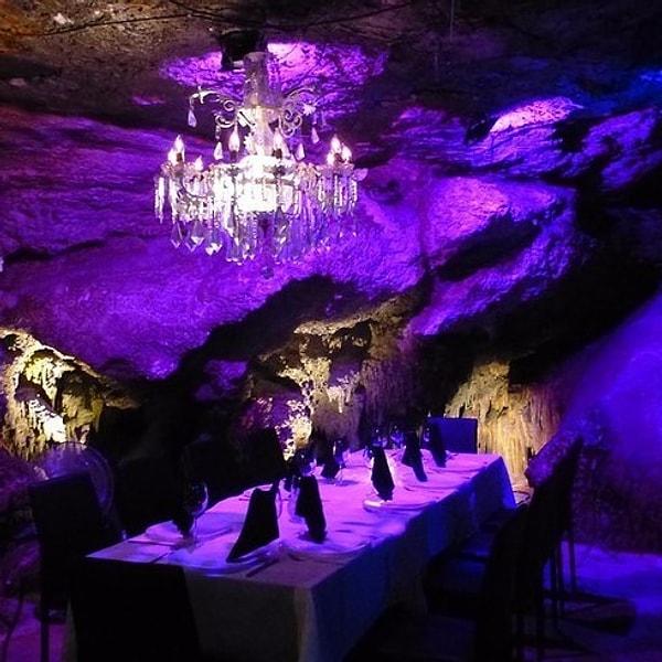 2. Alux Caverna Lounge — Playa del Carmen, Meksika
