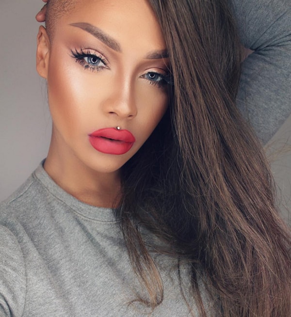 9. После немного увлажнить бальзамом.