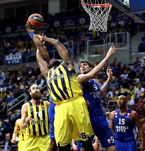 Fenerbahçe Kazandı, Anadolu Efes Avrupa'ya Havlu Attı
