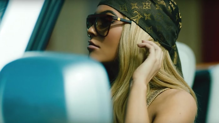 Kylie Jenner'dan Klip Tadında Reklam Filmi