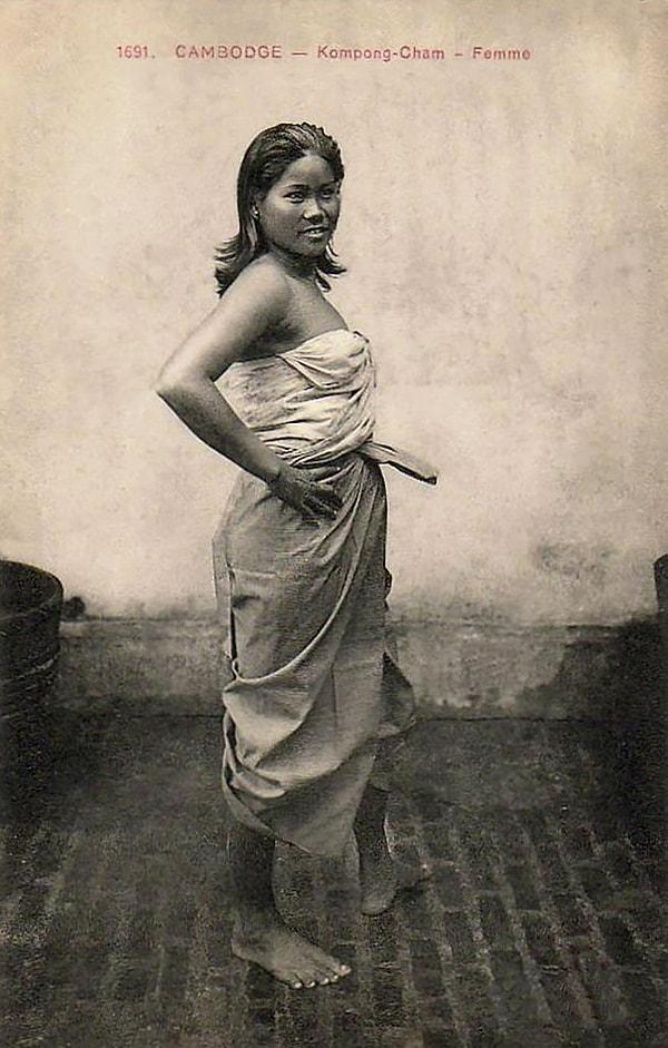 37. Kamboçyalı kız