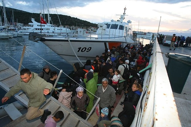 Ve İlk Göçmen Kafilesi Dikilide Ve İlk Göçmen Kafilesi Dikilide