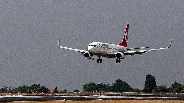 Türkiye'den yola çıkan ilk mülteci grup uçakla Almanya'ya ulaştı