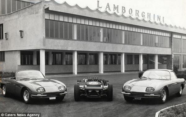 9. Bundan sonra Lamborghini hem traktör hem de spor otomobil üretecektir. İlk model 350 GT'dir.