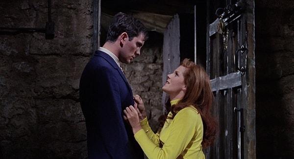 6. Korkunç Koleksiyoncu (1965)  | IMDb  7.6