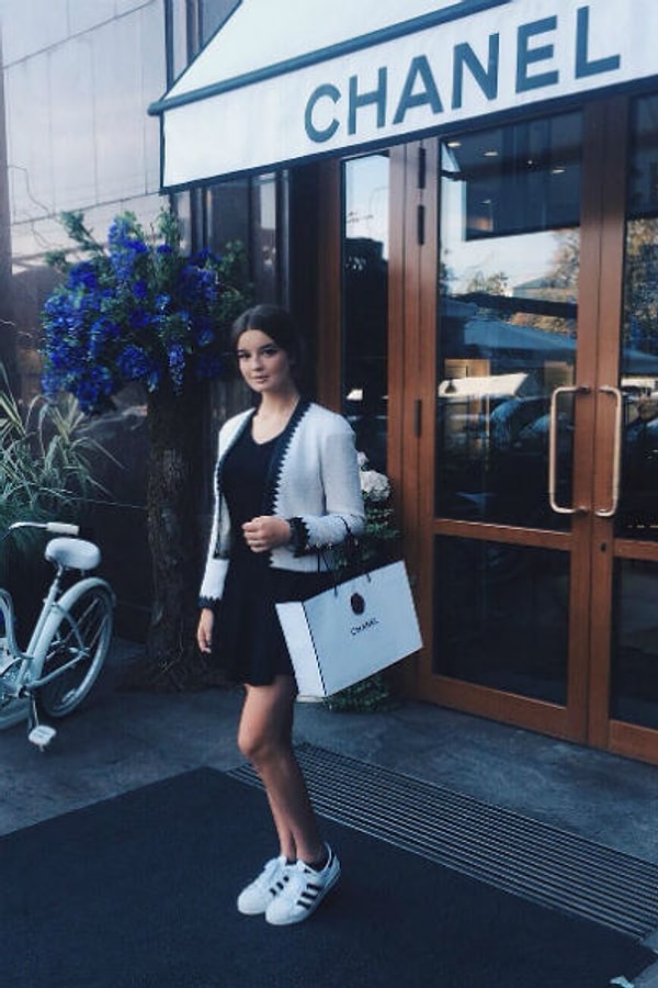 1. Александра Стриженова – дочь Екатерины и Александра Стриженовых