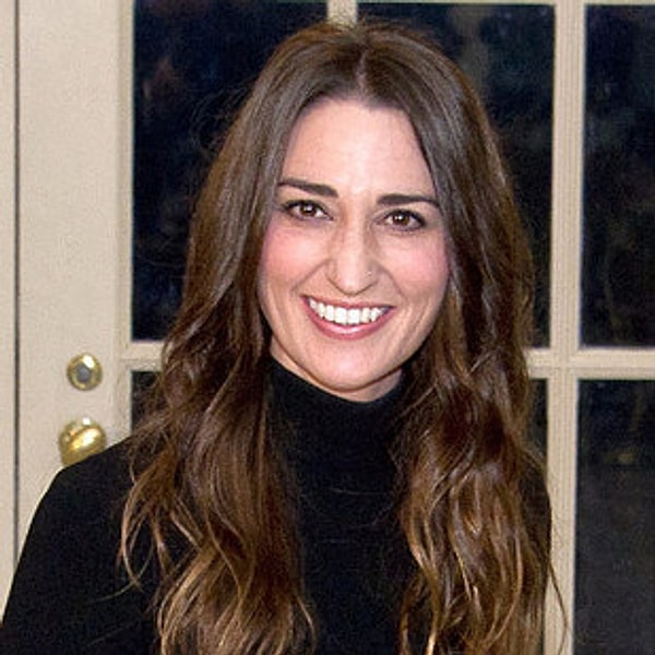 2. Сара Бареллис будет в роли Русалочки