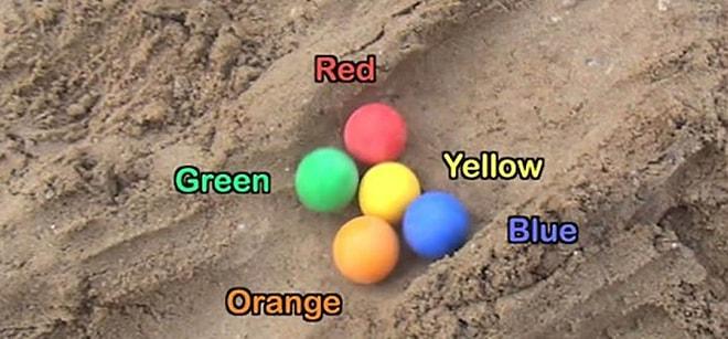 Renk Toplarının Muhteşem Kapışması: Bir Renk Seçin ve Heyecana Ortak Olun!