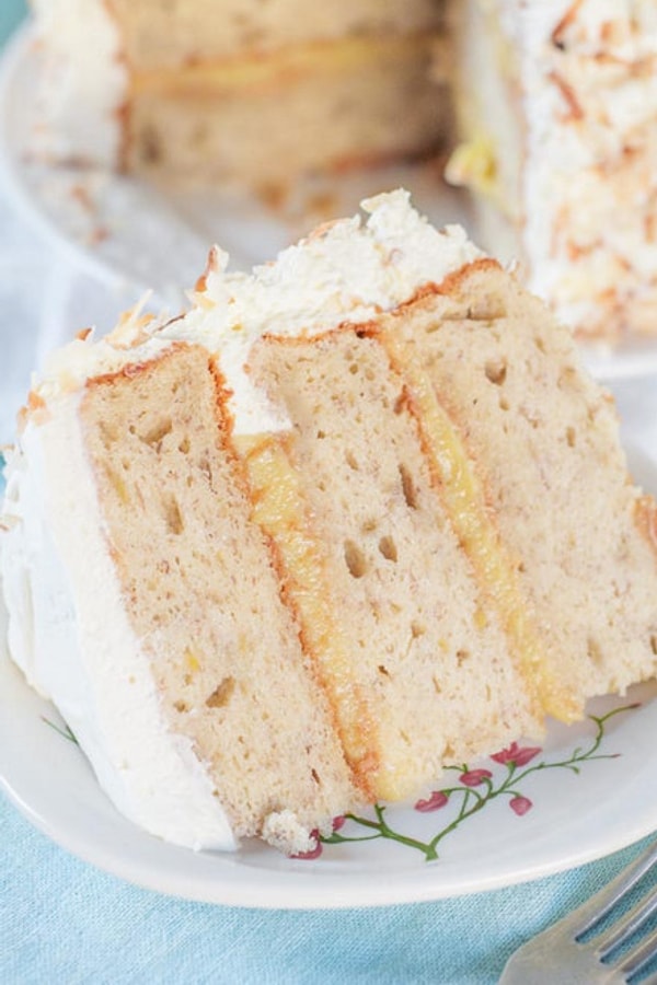 13. Банановый пирог с начинкой из банановый кожуры 🍌