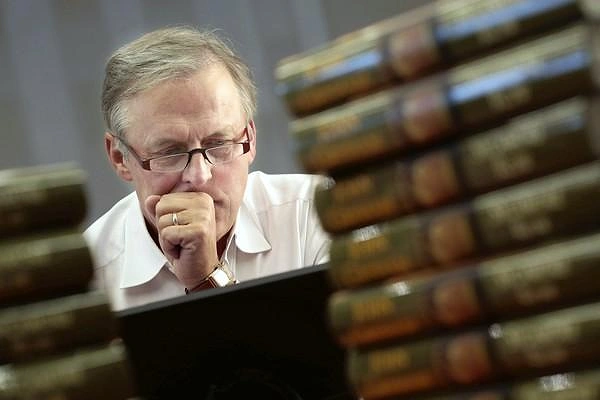 10-John Grisham: 14 Milyon Dolar