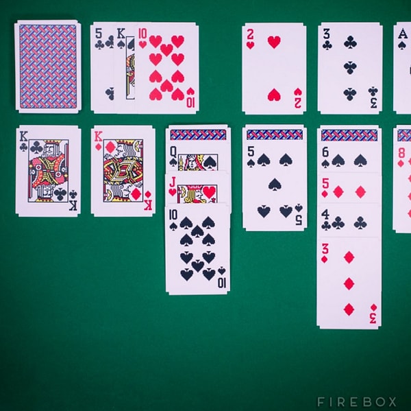 12. А эти "пиксельные" карты напомнят ей о любимой игре