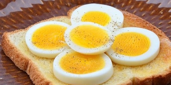 2. Haşlanmış yumurta