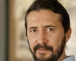 'Bugün 23 Nisan / Antidepresanla Büyümeli İnsan' | Kanat Atkaya | Hürriyet