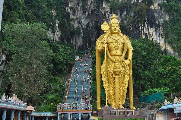 29. Lord Murugan Statue (Malaysia) -  140 ft (42.7 m)