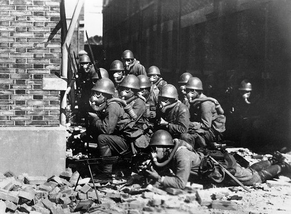 11. Во время Второй мировой войны число членов якудза возросло до 184 000 (это своеобразный рекорд).