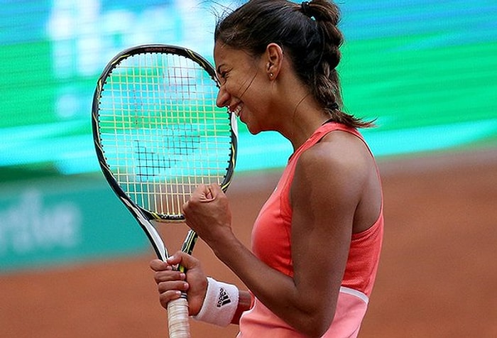 İstanbul Cup'ta Çağla Büyükakçay Çeyrek Finale Yükseldi