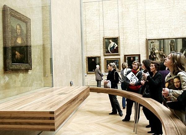 Paris'teki Louvre müzesinde sergilenen ve Dünya'nın en ünlü resimlerinden biri olan Mona Lisa, sanat dünyasının daha derinlemesine anlayabilmesi için sayısız kızıl ötesi analizden geçti.
