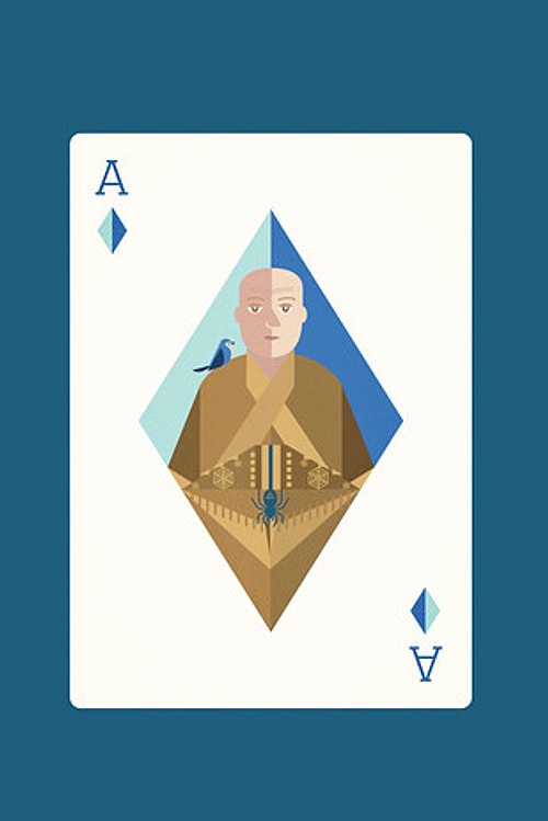 Diğer bir joker Petyr Baelish (Littlefinger) karakterinde. Varys, Targaryen ailesine olan sadakati sebebiyle karo ası olmuş.
