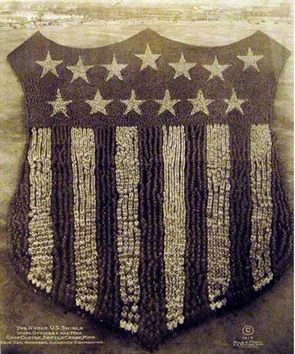 29. А это 30000 людей из другого военного лагеря