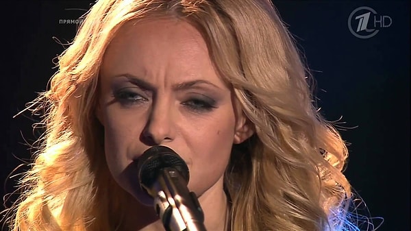 10. Елена Максимова