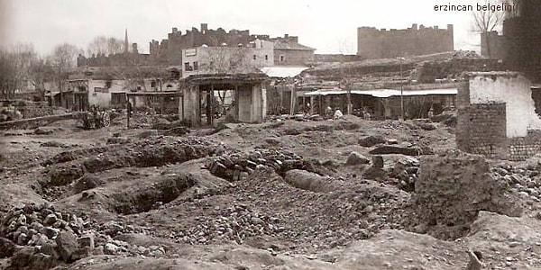 1. 27 Aralık 1939'da, yani 79 yıl önce bugün Erzincan'da 7,2 büyüklüğünde bir deprem olur.