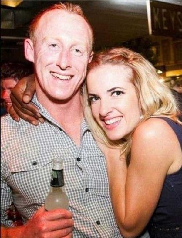 5. А это еще чья рука?!