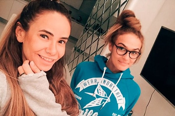 4. Алена Водонаева и Айза Долматова