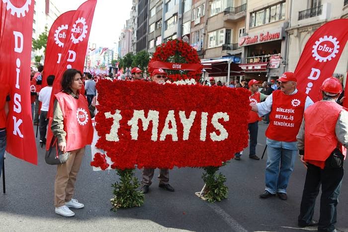 Adana'da 'Canlı Bomba' İstihbaratı 1 Mayıs Kutlamasını İptal Ettirdi