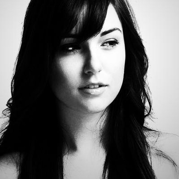 Это была... Саша Грэй!!!