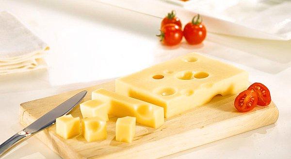 8. Peynir tatları sütün geldiği hayvanın cinsi, yedikleri, içindeki yağ oranı, kullanılan bakteri ve küf ile ne kadar eskitildiğine göre değişir.