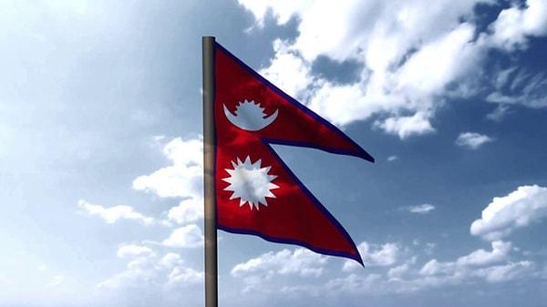 BONUS 2: Bu da Nepal'in ilginç bayrağı.