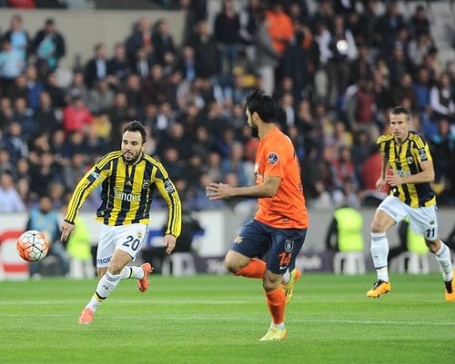 Şampiyonluk Mucizelere Kaldı! Başakşehir 2-1 Fenerbahçe