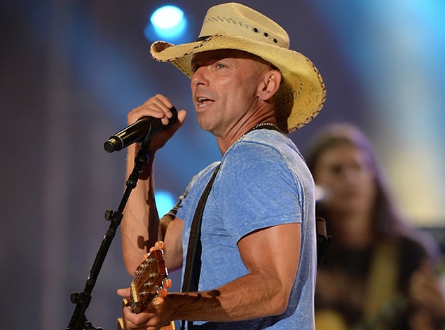 2. Kenney Chesney - 39.8 Milyon Dolar