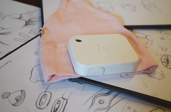 3. Детские шапочки, оборудованные сканером жизнеобеспечения организма