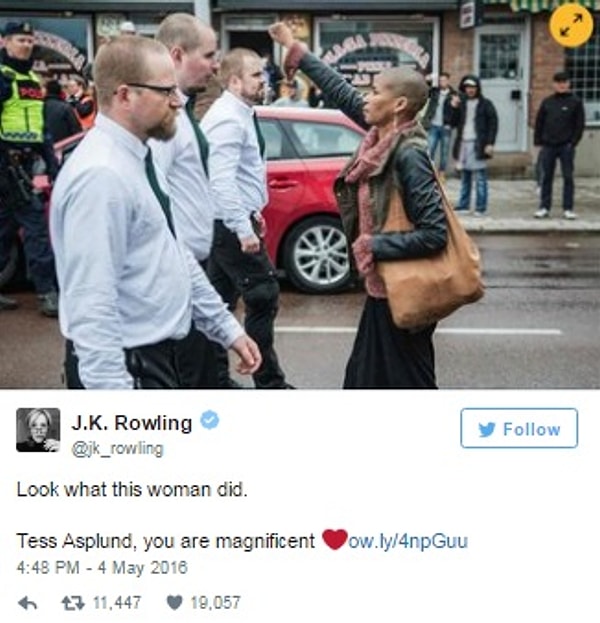 4. Поделилась этим снимком и автор книг о Гарри Поттере, Джоан Роулинг.