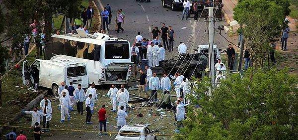 1. Diyarbakır'da Bombalı Saldırı: 3 Ölü 45 Yaralı