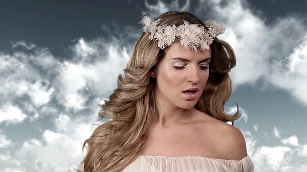 5. Габриэла Гунчикова - I stand (Чехия)