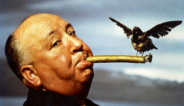 11. Все мы знаем, что в прошлом веке рекламную кампанию этому суеверию сделал великий и ужасный Альфред Хичкок.