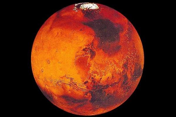 10. Mars'ın kırmızı renkte olmasının sebebi, toprağında oksitlenmiş (paslanmış) demir bulunmasıdır.