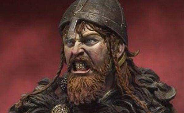 42. Ayasofya'da 1000 yıl önce şehrimize gelmiş muhtemel Viking savaşçısı Havldan'a merhaba diyin.